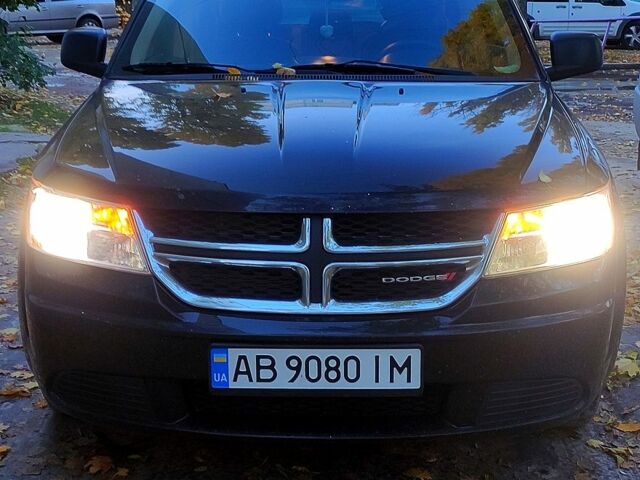 Чорний Додж Джорні, об'ємом двигуна 2.4 л та пробігом 291 тис. км за 9500 $, фото 1 на Automoto.ua