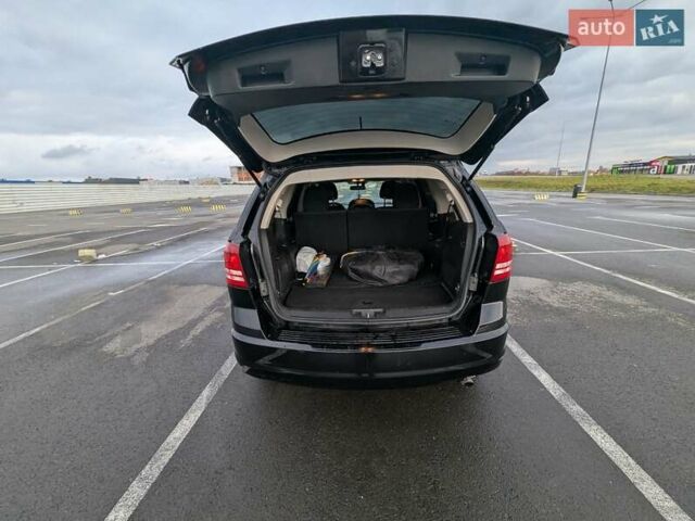 Чорний Додж Джорні, об'ємом двигуна 2.36 л та пробігом 277 тис. км за 9800 $, фото 17 на Automoto.ua