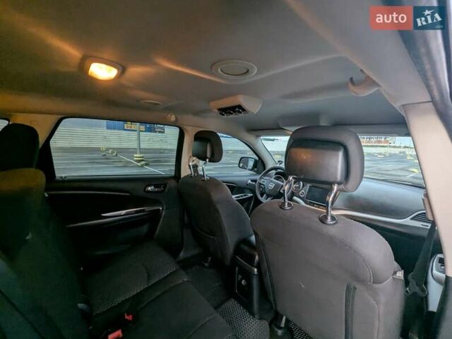 Чорний Додж Джорні, об'ємом двигуна 2.36 л та пробігом 277 тис. км за 9800 $, фото 19 на Automoto.ua