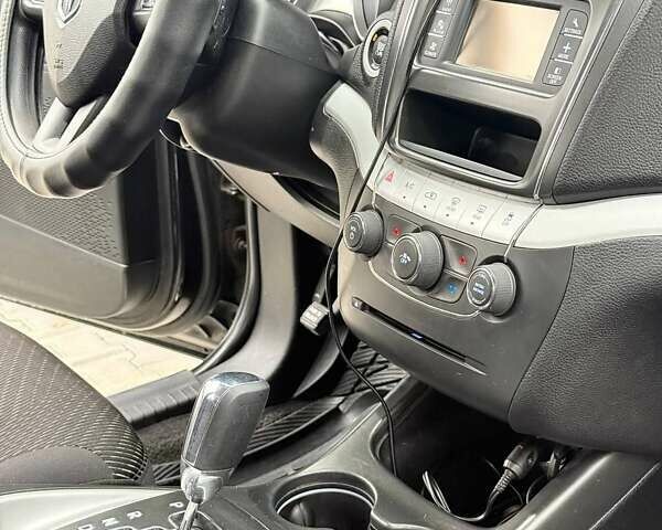 Черный Додж Джорни, объемом двигателя 3.6 л и пробегом 158 тыс. км за 11800 $, фото 16 на Automoto.ua