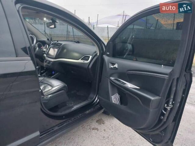 Черный Додж Джорни, объемом двигателя 3.6 л и пробегом 120 тыс. км за 12100 $, фото 14 на Automoto.ua