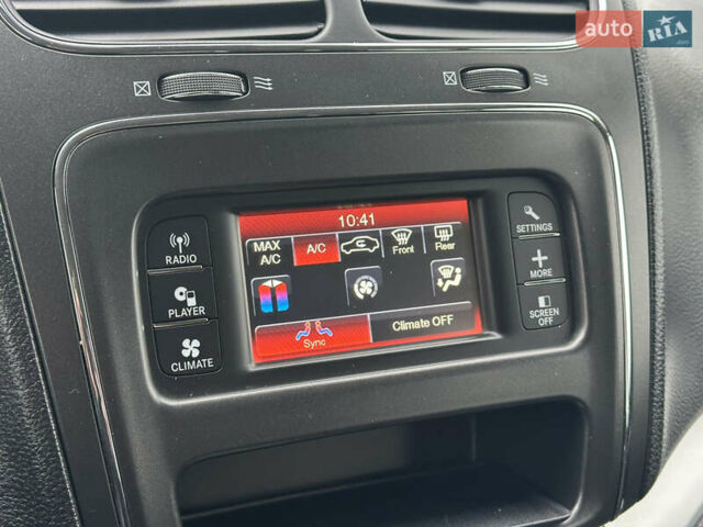 Чорний Додж Джорні, об'ємом двигуна 2.36 л та пробігом 222 тис. км за 8200 $, фото 36 на Automoto.ua