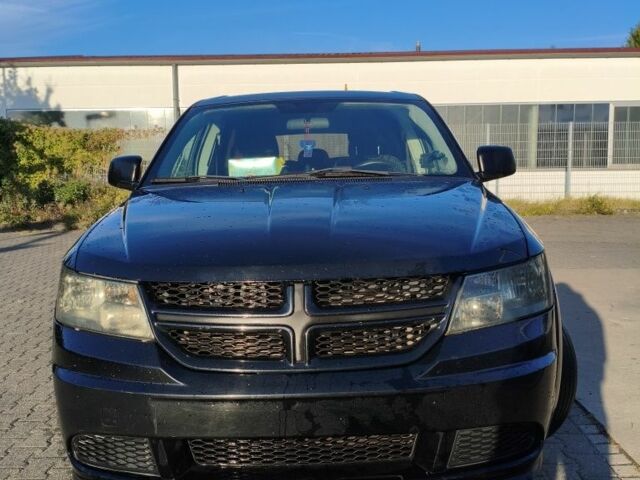 Черный Додж Джорни, объемом двигателя 2.4 л и пробегом 274 тыс. км за 8466 $, фото 7 на Automoto.ua