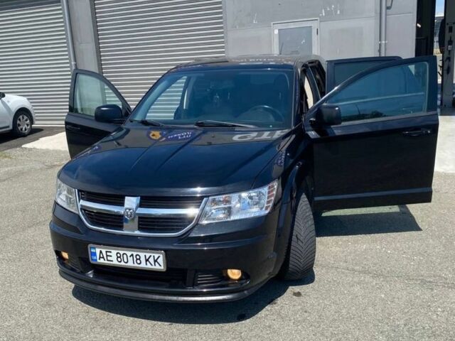 Чорний Додж Джорні, об'ємом двигуна 2.4 л та пробігом 230 тис. км за 8600 $, фото 1 на Automoto.ua