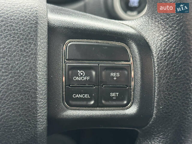 Чорний Додж Джорні, об'ємом двигуна 2.36 л та пробігом 222 тис. км за 8200 $, фото 32 на Automoto.ua