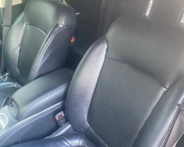 Чорний Додж Джорні, об'ємом двигуна 2.4 л та пробігом 230 тис. км за 12000 $, фото 3 на Automoto.ua