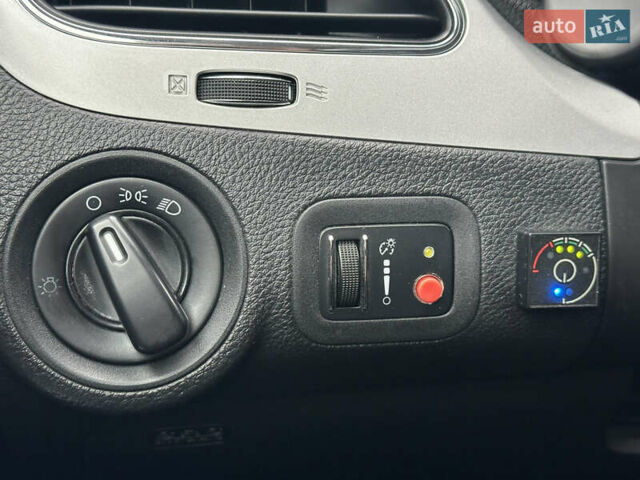 Чорний Додж Джорні, об'ємом двигуна 2.36 л та пробігом 222 тис. км за 8200 $, фото 34 на Automoto.ua