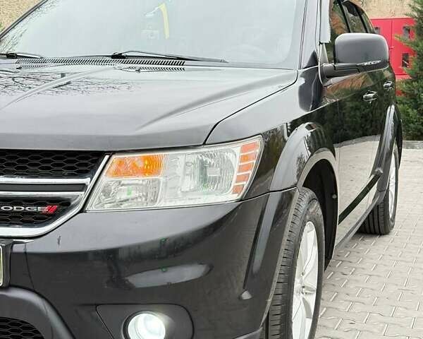 Черный Додж Джорни, объемом двигателя 3.6 л и пробегом 158 тыс. км за 11800 $, фото 2 на Automoto.ua