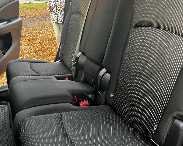 Черный Додж Джорни, объемом двигателя 2.36 л и пробегом 180 тыс. км за 11800 $, фото 19 на Automoto.ua