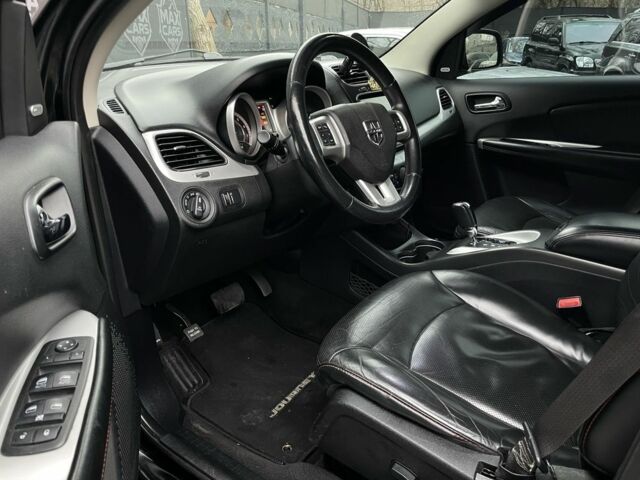 Черный Додж Джорни, объемом двигателя 3.6 л и пробегом 200 тыс. км за 9500 $, фото 6 на Automoto.ua