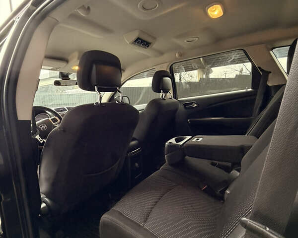 Черный Додж Джорни, объемом двигателя 2.36 л и пробегом 161 тыс. км за 9900 $, фото 42 на Automoto.ua