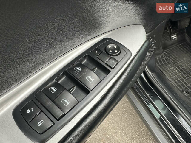 Черный Додж Джорни, объемом двигателя 3.6 л и пробегом 250 тыс. км за 10500 $, фото 24 на Automoto.ua