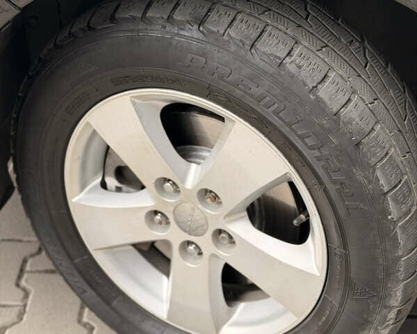 Черный Додж Джорни, объемом двигателя 2.36 л и пробегом 161 тыс. км за 9900 $, фото 23 на Automoto.ua