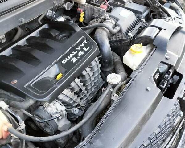 Чорний Додж Джорні, об'ємом двигуна 2.36 л та пробігом 202 тис. км за 11800 $, фото 19 на Automoto.ua