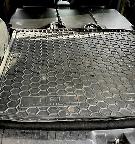 Черный Додж Джорни, объемом двигателя 3.6 л и пробегом 151 тыс. км за 12900 $, фото 11 на Automoto.ua