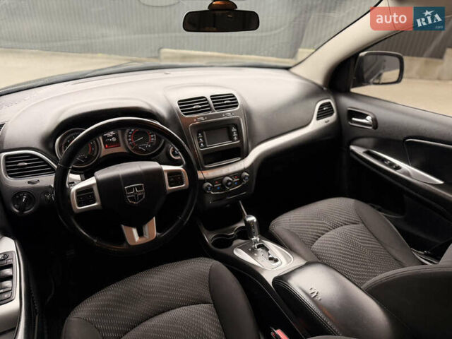 Черный Додж Джорни, объемом двигателя 2.36 л и пробегом 161 тыс. км за 9900 $, фото 54 на Automoto.ua