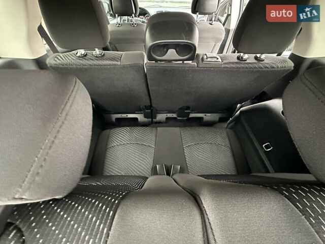 Черный Додж Джорни, объемом двигателя 3.6 л и пробегом 250 тыс. км за 10500 $, фото 19 на Automoto.ua