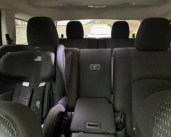 Черный Додж Джорни, объемом двигателя 2.36 л и пробегом 352 тыс. км за 9000 $, фото 9 на Automoto.ua