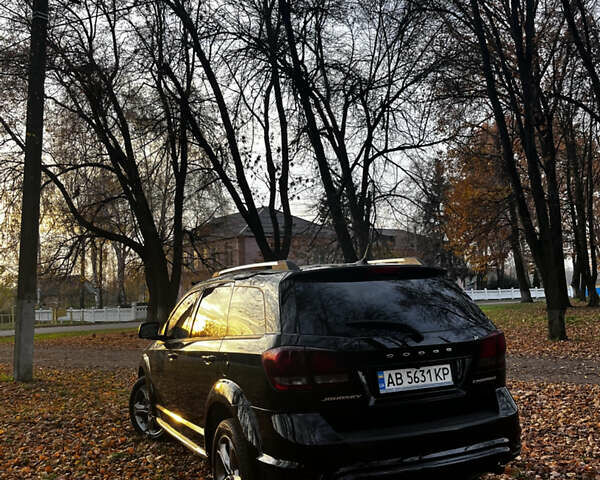 Черный Додж Джорни, объемом двигателя 2.36 л и пробегом 180 тыс. км за 11800 $, фото 7 на Automoto.ua