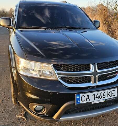 Черный Додж Джорни, объемом двигателя 2.4 л и пробегом 253 тыс. км за 11500 $, фото 3 на Automoto.ua