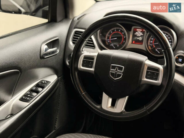 Черный Додж Джорни, объемом двигателя 2.36 л и пробегом 161 тыс. км за 9900 $, фото 52 на Automoto.ua