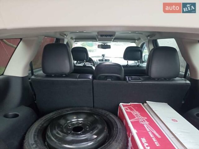 Чорний Додж Джорні, об'ємом двигуна 3.61 л та пробігом 266 тис. км за 11200 $, фото 14 на Automoto.ua