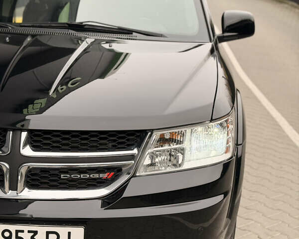 Черный Додж Джорни, объемом двигателя 2.36 л и пробегом 161 тыс. км за 9900 $, фото 82 на Automoto.ua