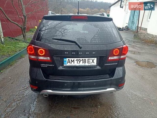 Чорний Додж Джорні, об'ємом двигуна 3.61 л та пробігом 266 тис. км за 11200 $, фото 8 на Automoto.ua