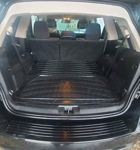 Черный Додж Джорни, объемом двигателя 2.36 л и пробегом 218 тыс. км за 9699 $, фото 2 на Automoto.ua