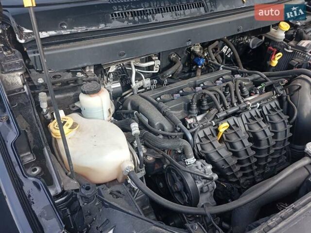 Додж Джорни 2015 в Черкассах на Automoto.ua Черный Додж Джорни, объемом двигателя 2.36 л и пробегом 199 тыс. км за 9900 $, фото 22 на Automoto.ua