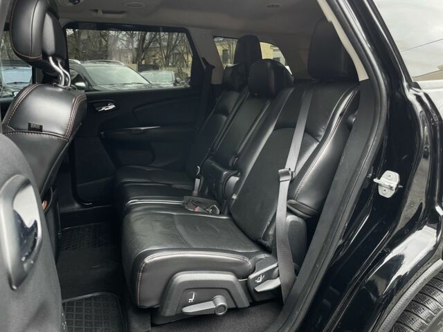 Черный Додж Джорни, объемом двигателя 3.6 л и пробегом 200 тыс. км за 9500 $, фото 9 на Automoto.ua