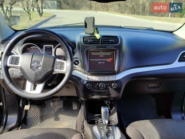 Чорний Додж Джорні, об'ємом двигуна 2.36 л та пробігом 202 тис. км за 11800 $, фото 16 на Automoto.ua