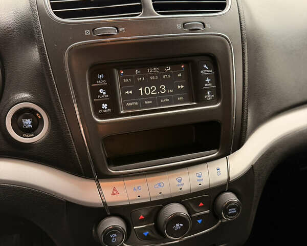 Черный Додж Джорни, объемом двигателя 2.36 л и пробегом 161 тыс. км за 9900 $, фото 64 на Automoto.ua