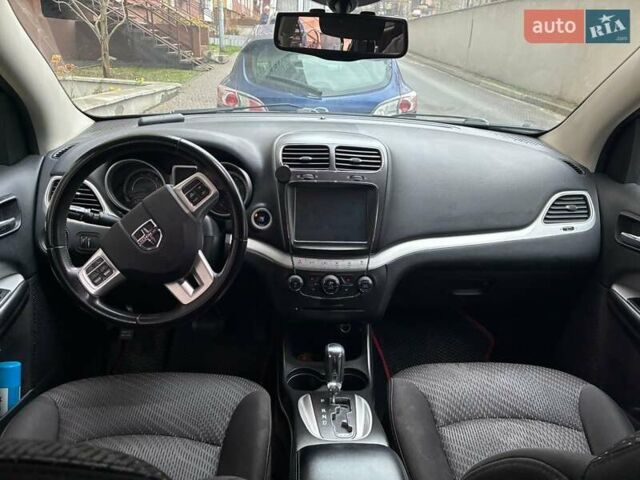 Черный Додж Джорни, объемом двигателя 2.36 л и пробегом 352 тыс. км за 9000 $, фото 10 на Automoto.ua