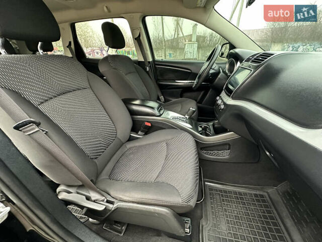 Черный Додж Джорни, объемом двигателя 3.6 л и пробегом 250 тыс. км за 10500 $, фото 18 на Automoto.ua