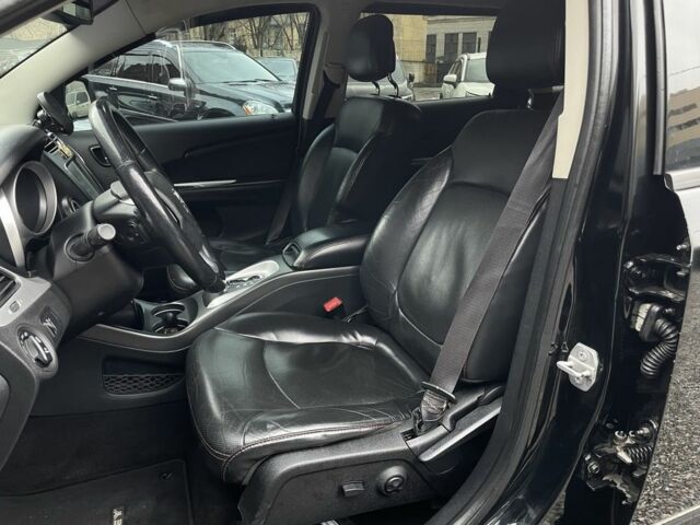 Черный Додж Джорни, объемом двигателя 3.6 л и пробегом 200 тыс. км за 9500 $, фото 7 на Automoto.ua