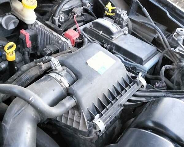 Чорний Додж Джорні, об'ємом двигуна 2.36 л та пробігом 202 тис. км за 11800 $, фото 18 на Automoto.ua