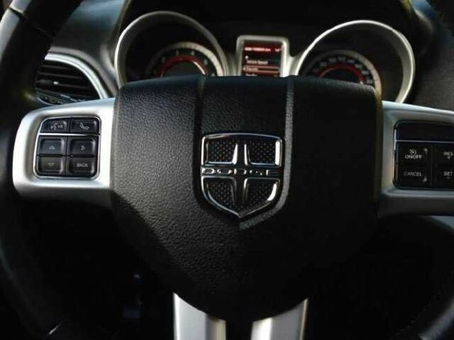 Черный Додж Джорни, объемом двигателя 2.4 л и пробегом 159 тыс. км за 8400 $, фото 9 на Automoto.ua