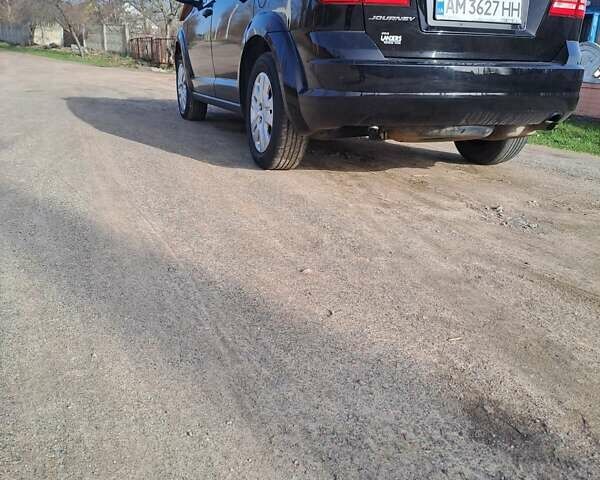 Черный Додж Джорни, объемом двигателя 2.36 л и пробегом 135 тыс. км за 11500 $, фото 23 на Automoto.ua