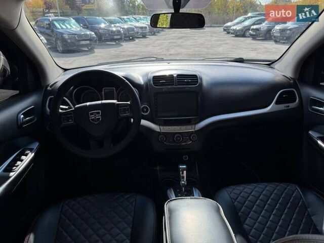 Чорний Додж Джорні, об'ємом двигуна 3.61 л та пробігом 227 тис. км за 10500 $, фото 27 на Automoto.ua