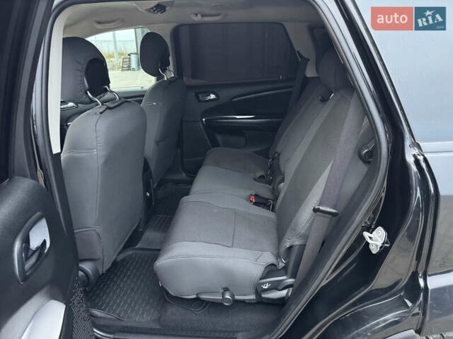 Чорний Додж Джорні, об'ємом двигуна 2.36 л та пробігом 198 тис. км за 8500 $, фото 7 на Automoto.ua