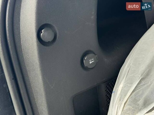 Чорний Додж Джорні, об'ємом двигуна 3.61 л та пробігом 227 тис. км за 10500 $, фото 13 на Automoto.ua