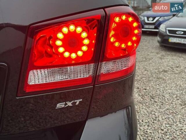 Чорний Додж Джорні, об'ємом двигуна 3.6 л та пробігом 133 тис. км за 10800 $, фото 8 на Automoto.ua