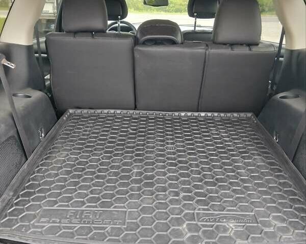 Додж Джорни 2016 в Львове на Automoto.ua Черный Додж Джорни, объемом двигателя 3.6 л и пробегом 95 тыс. км за 14000 $, фото 27 на Automoto.ua