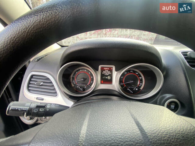 Чорний Додж Джорні, об'ємом двигуна 2.36 л та пробігом 172 тис. км за 10700 $, фото 16 на Automoto.ua