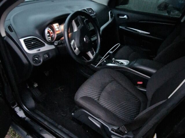 Черный Додж Джорни, объемом двигателя 0 л и пробегом 200 тыс. км за 7999 $, фото 6 на Automoto.ua