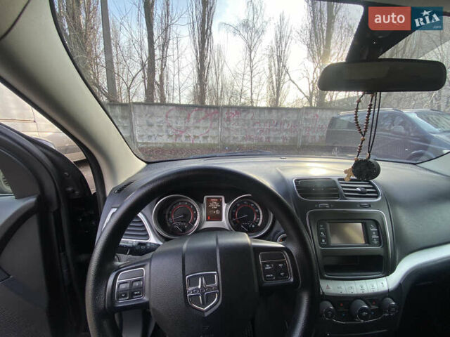 Чорний Додж Джорні, об'ємом двигуна 2.36 л та пробігом 172 тис. км за 10700 $, фото 15 на Automoto.ua