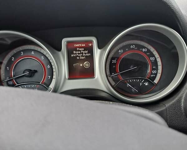 Черный Додж Джорни, объемом двигателя 2.36 л и пробегом 135 тыс. км за 11500 $, фото 12 на Automoto.ua