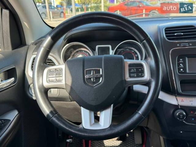 Чорний Додж Джорні, об'ємом двигуна 2.36 л та пробігом 148 тис. км за 8490 $, фото 12 на Automoto.ua