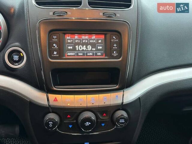 Чорний Додж Джорні, об'ємом двигуна 3.6 л та пробігом 133 тис. км за 10800 $, фото 19 на Automoto.ua